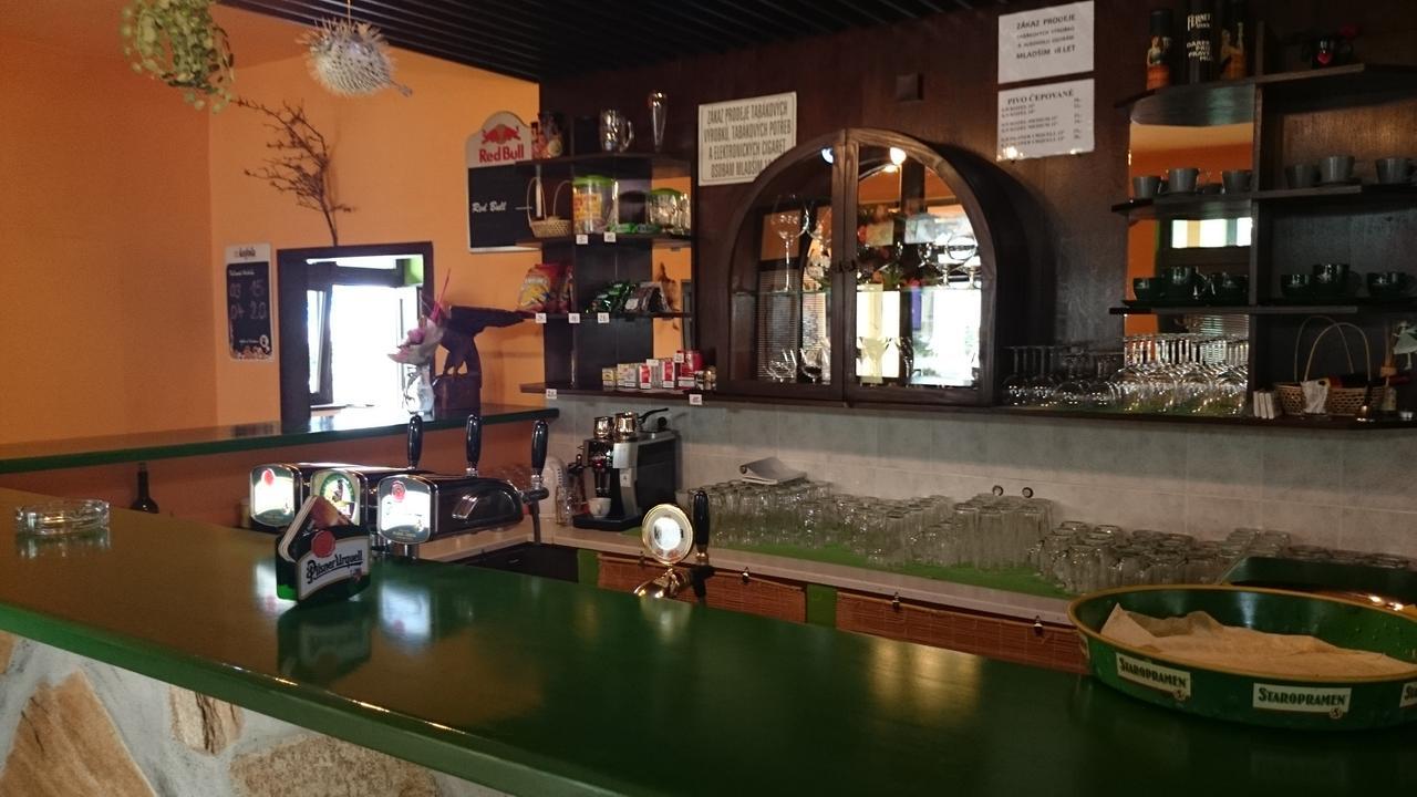 Restaurace Penzion Rafael Dlouhá Brtnice Dış mekan fotoğraf
